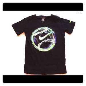 Boys Nike T-shirt size small